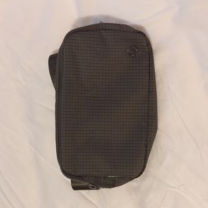 Lululemon Everywhere Bag